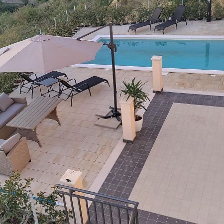 شقة Magi House With Pool بودْسْتغانا المظهر الخارجي الصورة